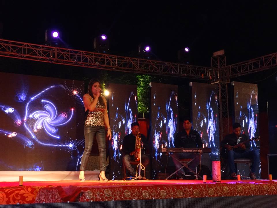 best live band with girl lakshadweep